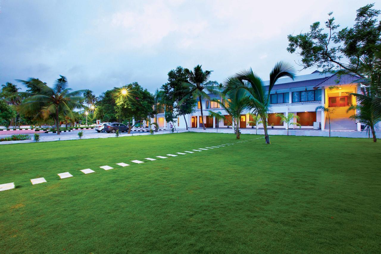 Nsk Anamthara Resort Private Limited Attingal Exteriör bild