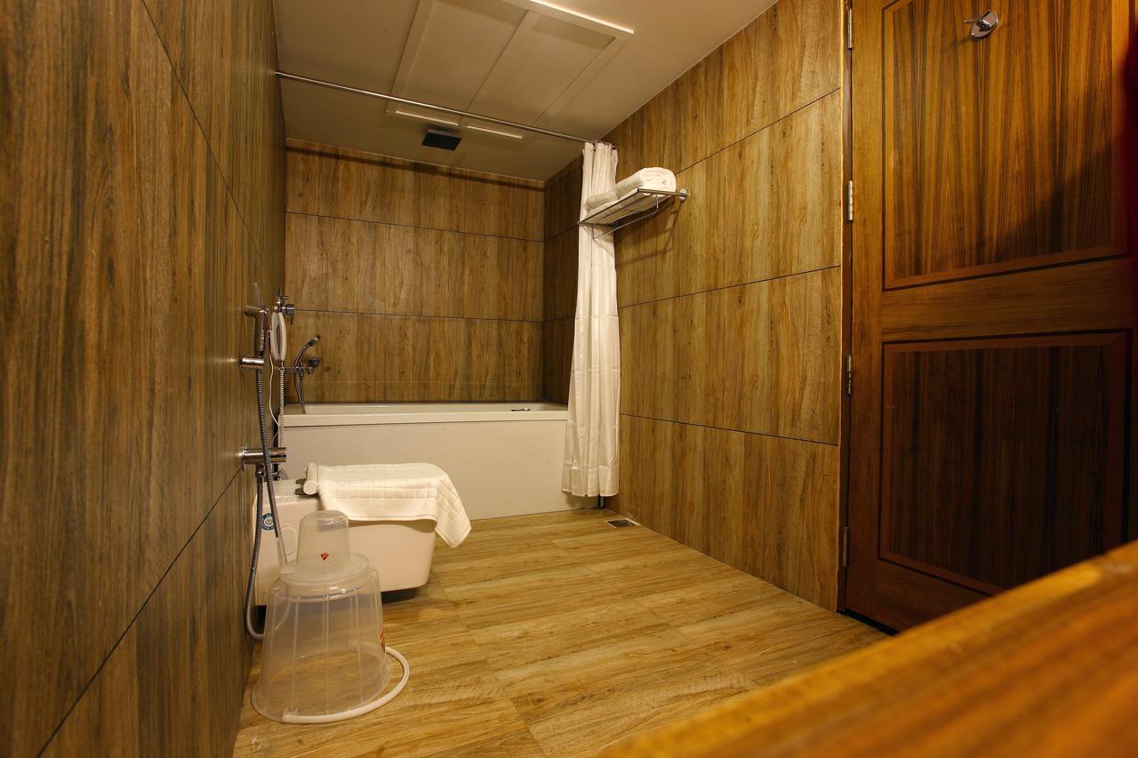 Nsk Anamthara Resort Private Limited Attingal Exteriör bild