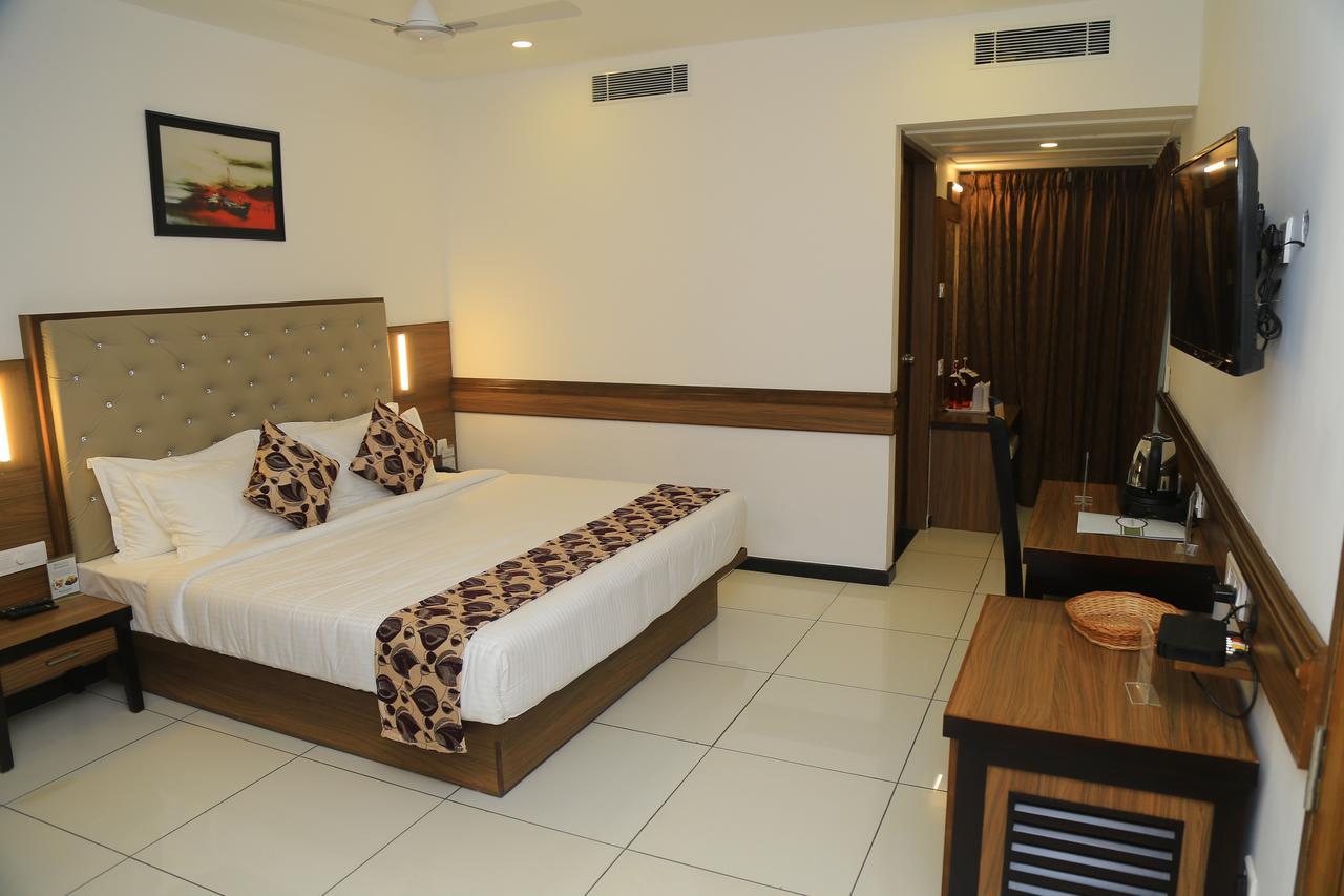 Nsk Anamthara Resort Private Limited Attingal Exteriör bild